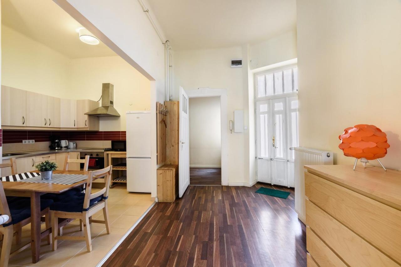 Arpa Flat Sunny Apartment Budapest Bagian luar foto