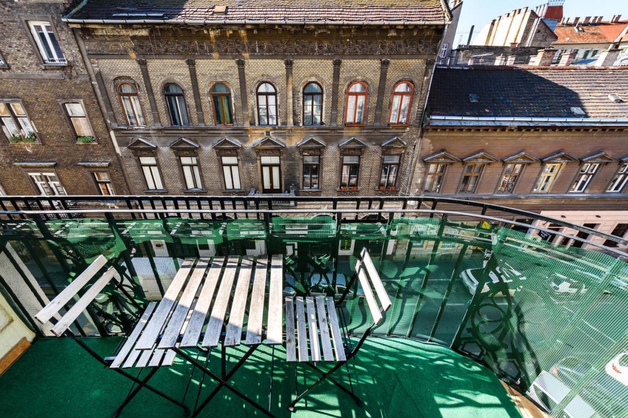 Arpa Flat Sunny Apartment Budapest Bagian luar foto